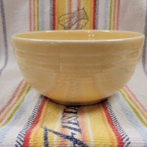 Bistro Coupe 5 1/2 Inch Cereal Bowl 22 OZ Ivory
